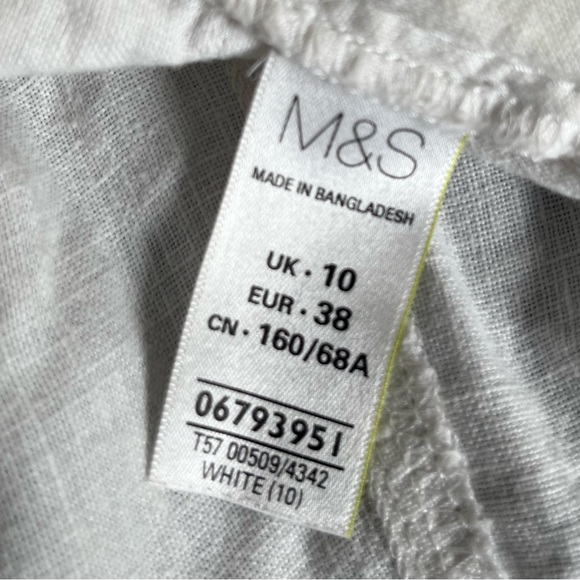 M&S pure linen shorts - Picture 3 of 4